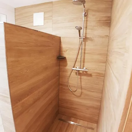 David Διαμέρισμα *